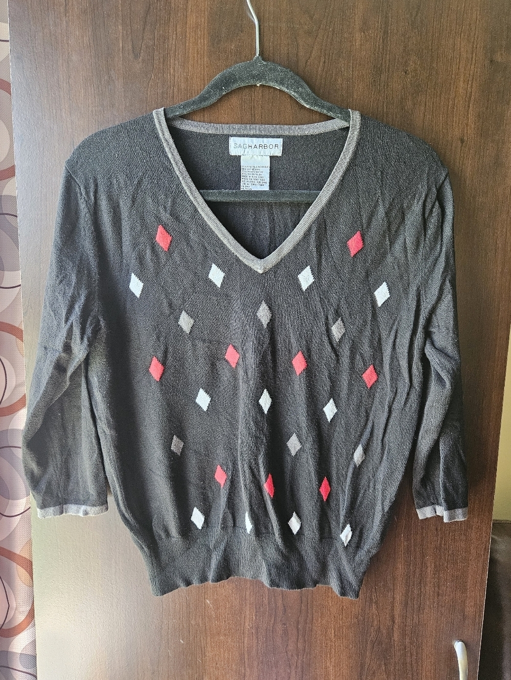 Sag Harbor Black V-Neck Sweater with Red, White, and Gray Diamond Pattern Size S